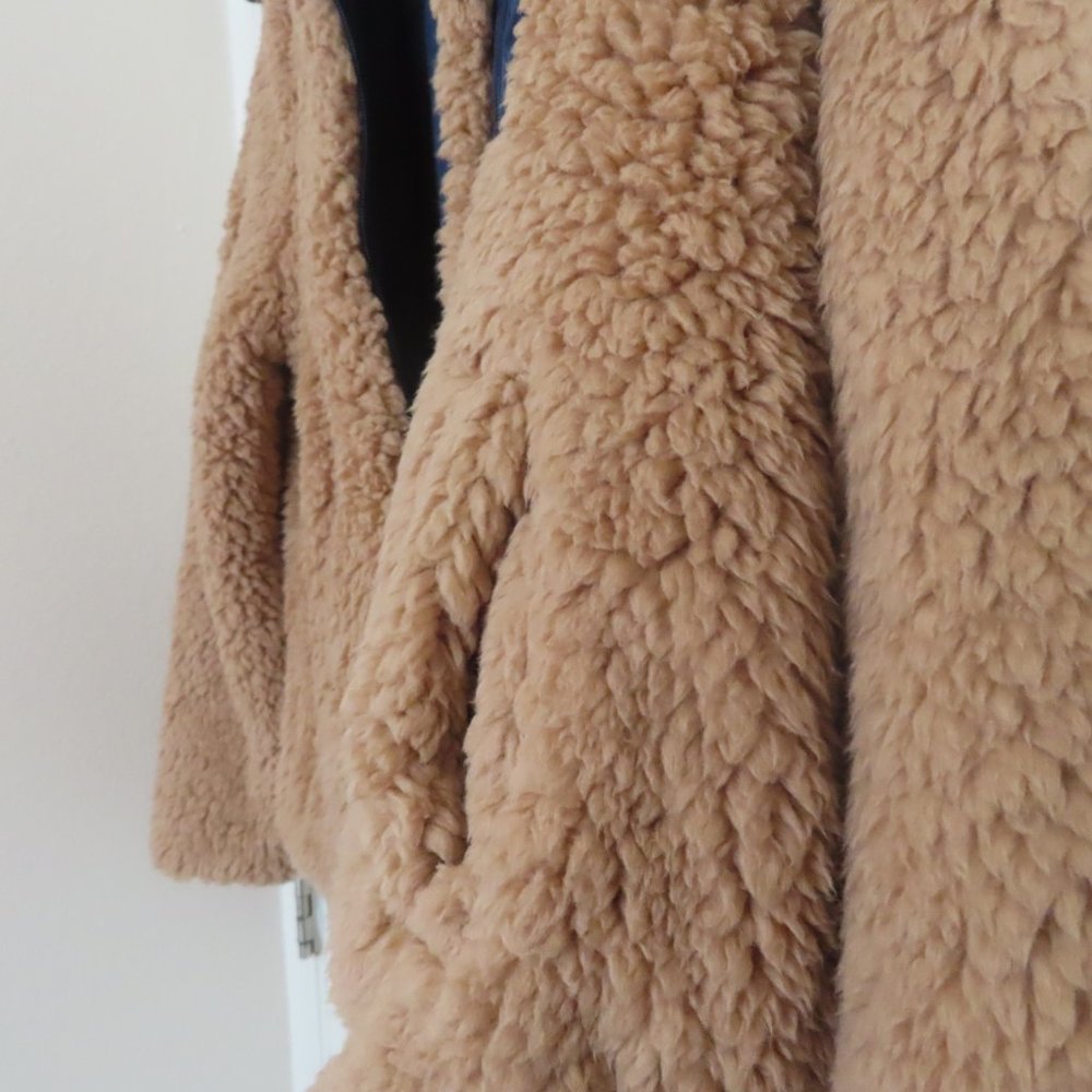 Double Sided Jacket - Picture 5 of 5